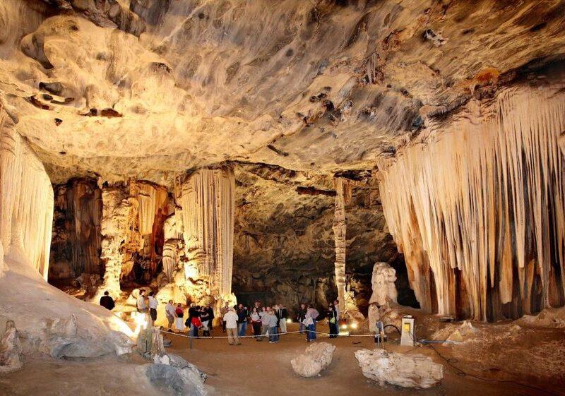 The interior of the Cango Caves.